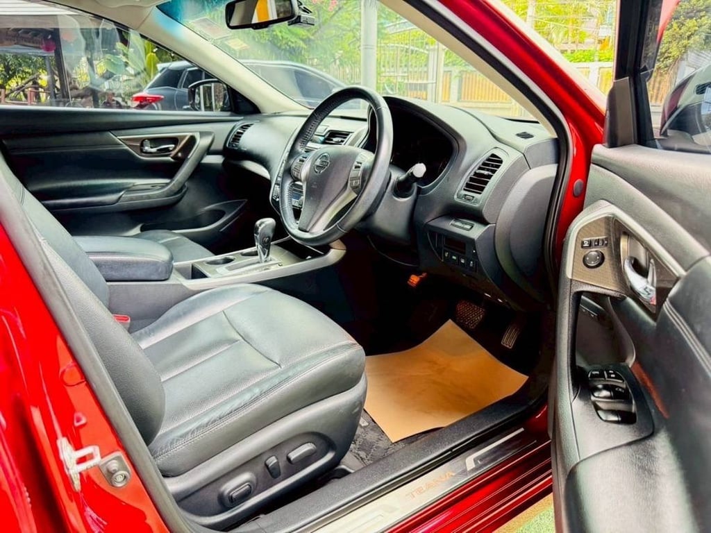 Nissan Teana 2.5 XV Sedan 