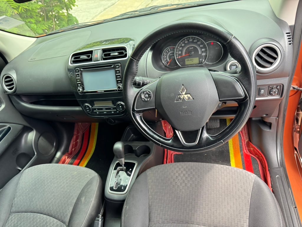 Mitsubishi MIRAGE 1.2 GLS Hatchback