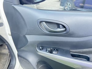 Navara 2.5 SINGLE SL 