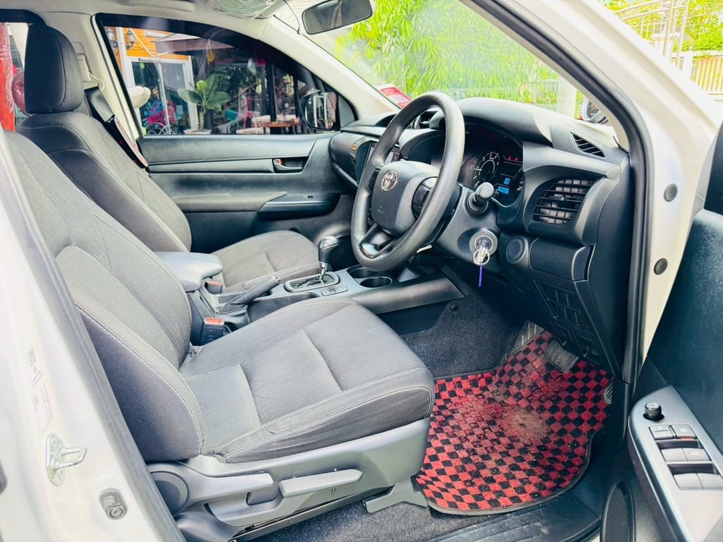 Toyota HILUX REVO 2.4 DOUBLE CAB 