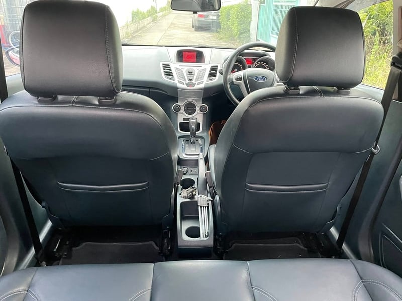 FORD เฟียตต้า รุ่นท๊อปสุด สปอร์ต อัลทิเมต ปี 2012 