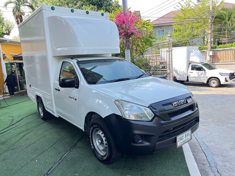 Isuzu D-Max 1.9 SPARK Isuzu D-Max 1.9 SPARK