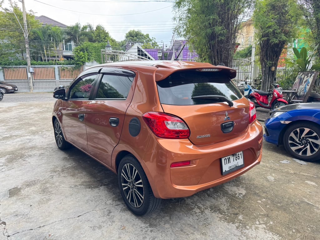 Mitsubishi MIRAGE 1.2 GLS Hatchback