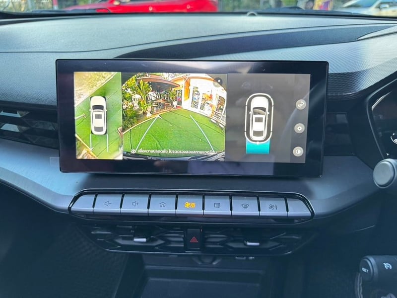 MG5 1.5 X Sunroof i-smart MG5 1.5 X Sunroof i-smart