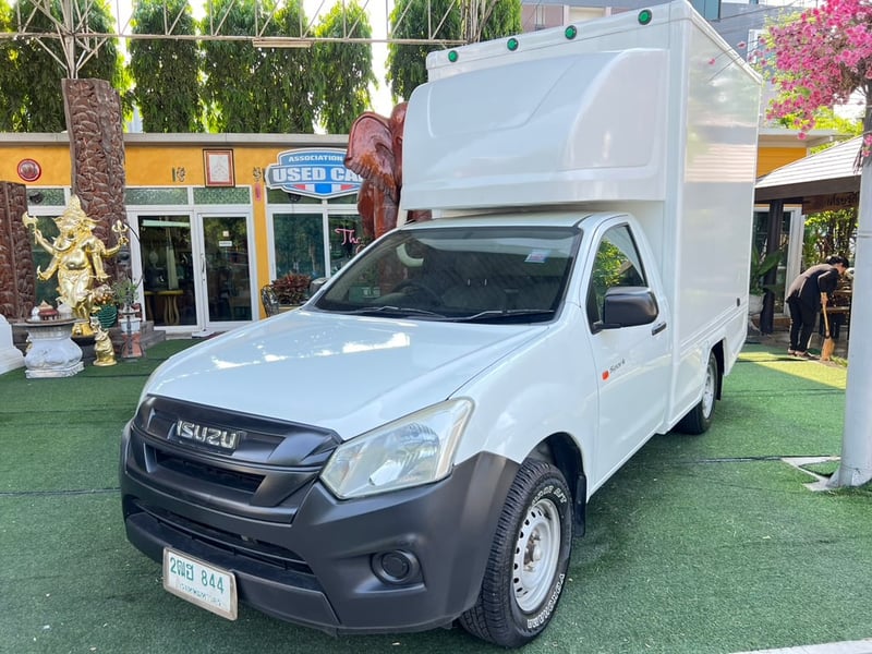 Isuzu D-Max 1.9 SPARK  