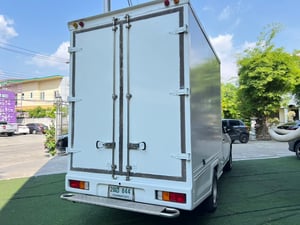 Isuzu D-Max 1.9 SPARK Isuzu D-Max 1.9 SPARK