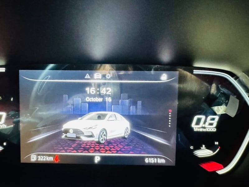 MG5 1.5 X Sunroof i-smart MG5 1.5 X Sunroof i-smart