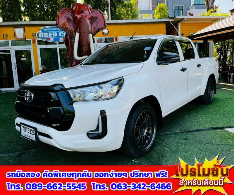 ✨ ปี 2024 Toyota Hilux Revo 2.4 Double Cab Z Edition Entry 📍 ไมล์แท้เพียง 23,xxx กม. ⚙️ เกียร์ออโต้ ขับง่าย สบาย 💪 เครื่องยนต์ดีเซล 2.4 ประหยัด ทนทาน 🚪 4 ประตู ใช้งานได้ทั้งครอบครัว
