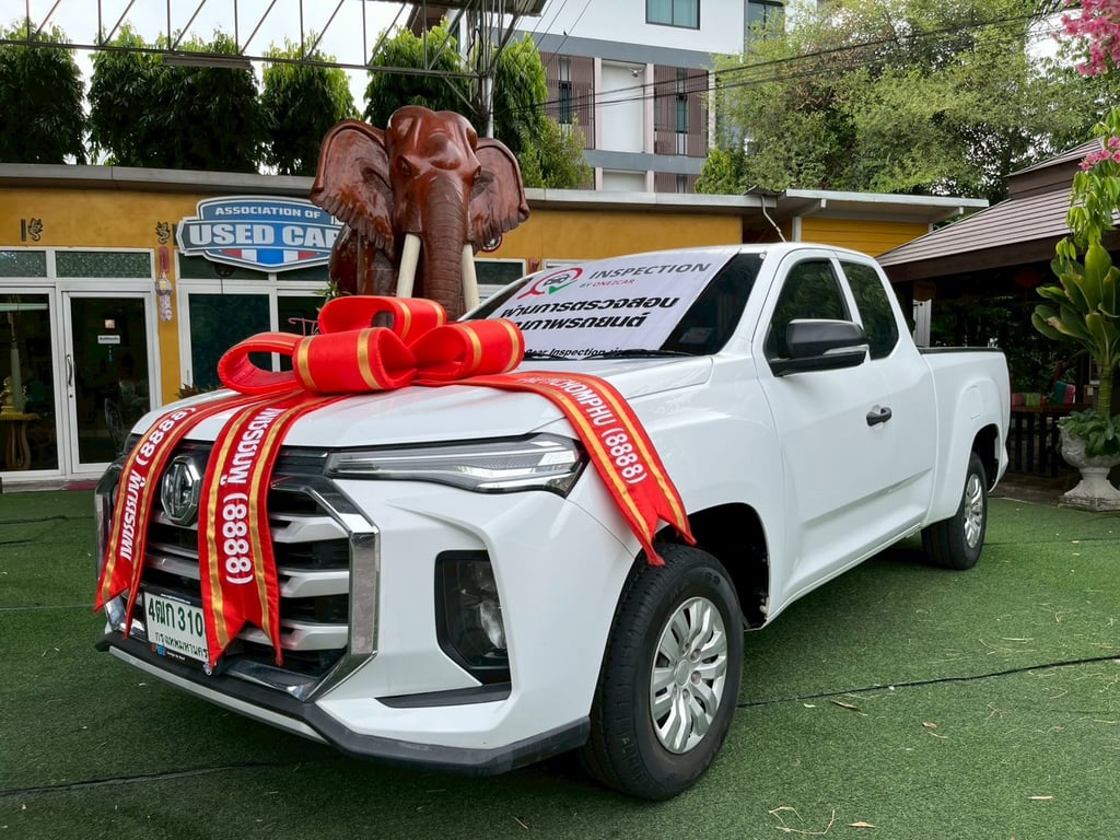 🛻 MG EXTENDER CAB 2.0 C MT ปี 2024