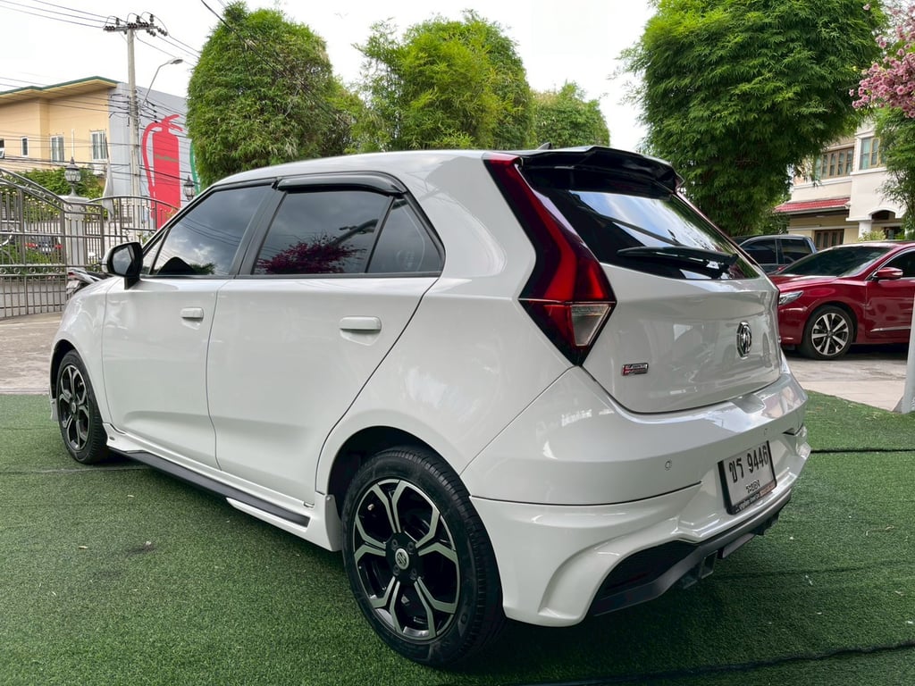 🚘 MG 3 1.5 X SUNROOF AUTO ปี 2021