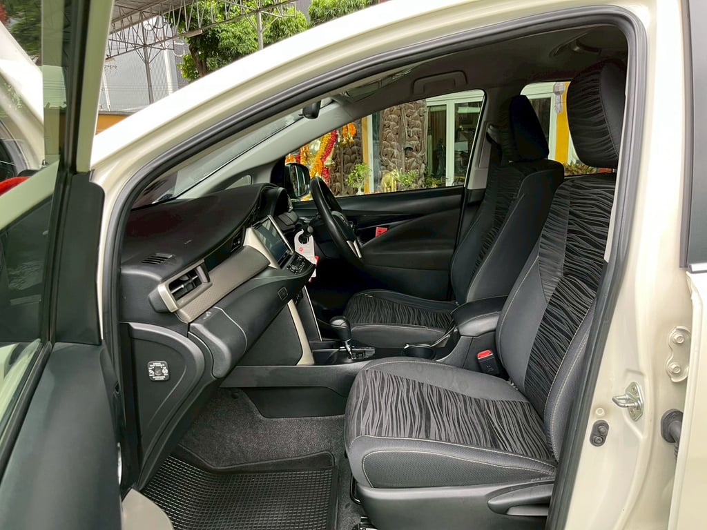 🚙💨 TOYOTA INNOVA CRYSTA 2.8 AUTO ปี 2021