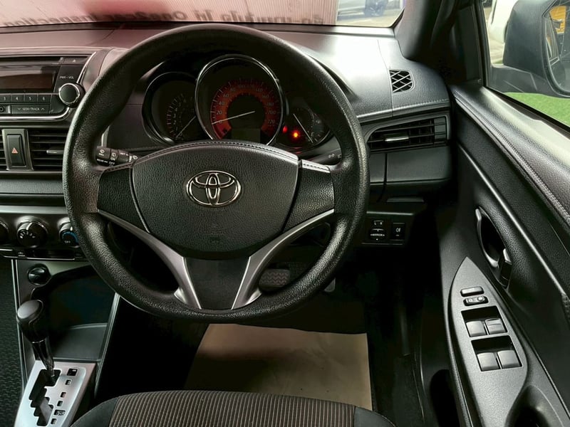 🚗 TOYOTA YARIS 1.2 E 5 ประตู AUTO! ปี 2014! 🚗 🚗 TOYOTA YARIS 1.2 E 5 ประตู AUTO! ปี 2014! 🚗