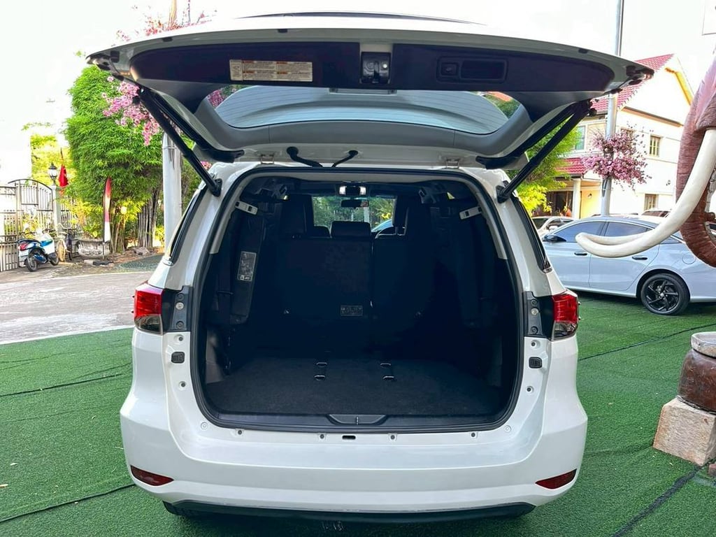 TOYOTA FORTUNER 2.4 V AUTO! ปี 2019! 👑 TOYOTA FORTUNER 2.4 V AUTO! ปี 2019! 👑