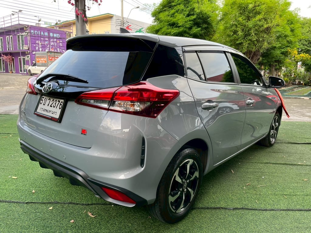 🔥 ฟรีดาวน์  ออกรถ 0 บาท TOYOTA YARIS 1.2 SPORT AUTO ปี 2024