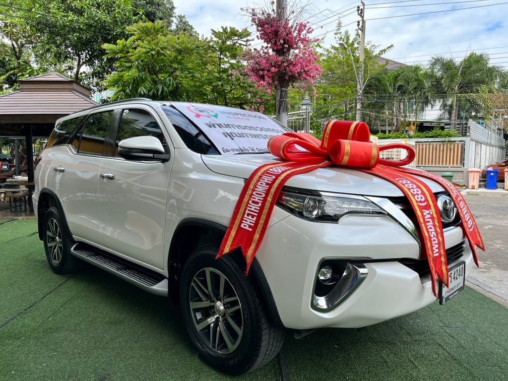 👑 TOYOTA FORTUNER 2.4 V AUTO! ปี 2019! 👑 👑 TOYOTA FORTUNER 2.4 V AUTO! ปี 2019! 👑