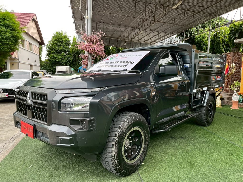 MITSUBISHI NEW TRITON SINGLECAB 2.4 PRO 4x4 ยกดัมพ์  MT ปี 2025