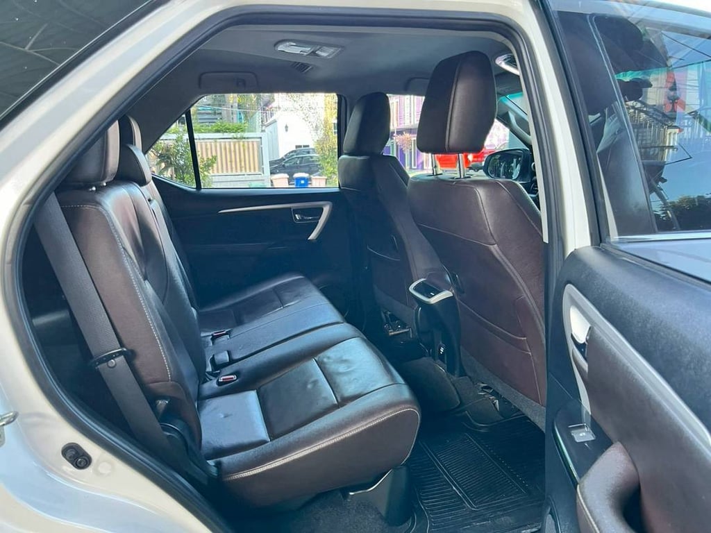 TOYOTA FORTUNER 2.4 V AUTO! ปี 2019! 👑 TOYOTA FORTUNER 2.4 V AUTO! ปี 2019! 👑