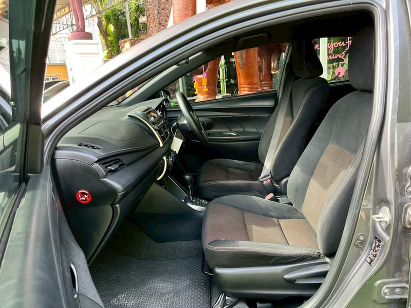 🚗 TOYOTA YARIS 1.2 E AUTO! ปี 2014! 🚗 🚗 TOYOTA YARIS 1.2 E AUTO! ปี 2014! 🚗