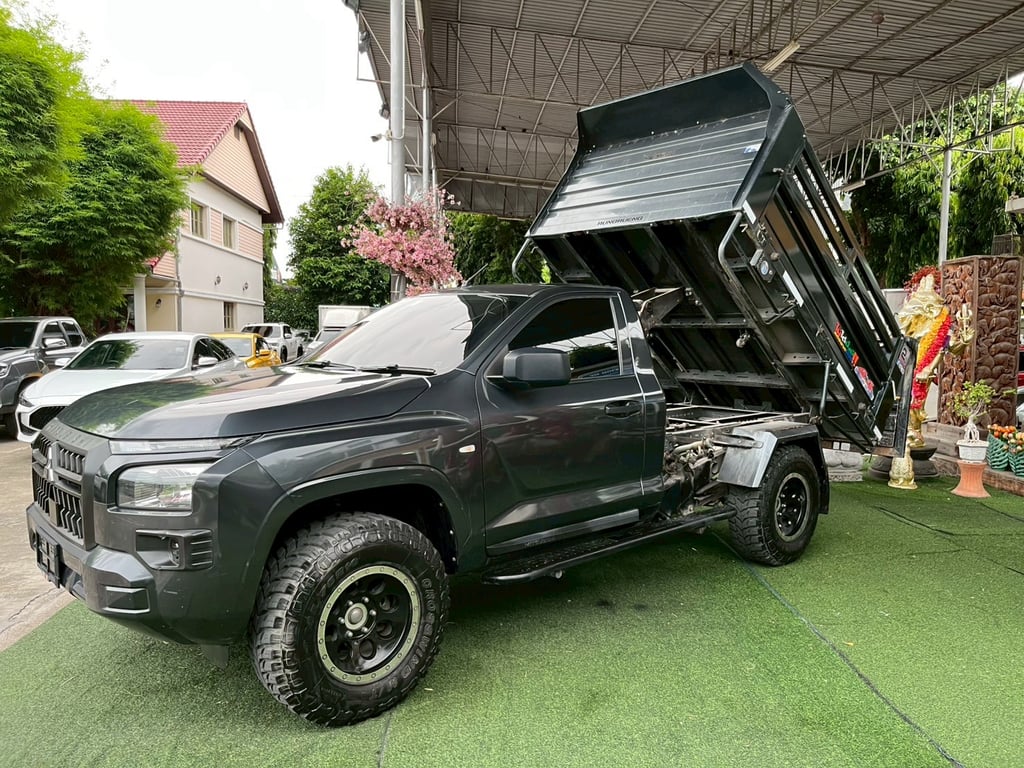 #MITSUBISHI NEW TRITON SINGLECAB 2.4 PRO 4x4ยกดัมพ์ รองรับน้ำหนัก 5 ตัน  MT ปี 2025