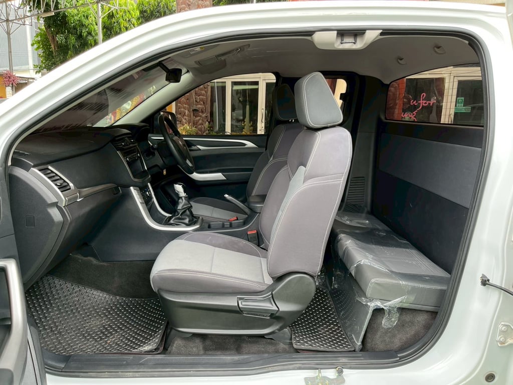 🚘 MG EXTENDER CAB 2.0 C MT ปี 2024