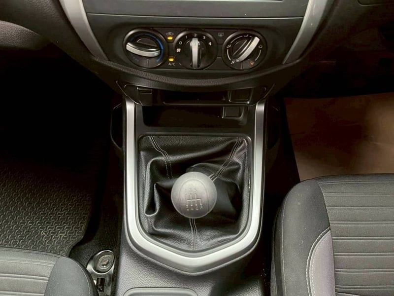 ฟรีดาวน์0บาท NISSAN NAVARA CAB 2.5 SL MT 2023