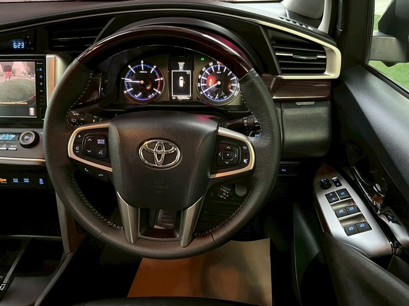 🚙💨 TOYOTA INNOVA CRYSTA 2.8 PREMIUM AUTO ปี 2022
