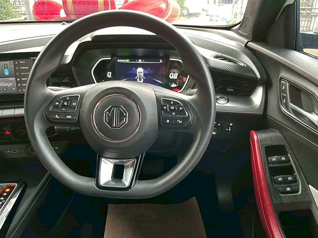🚘 MG 5 TOP 1.5 X SUNROOF AUTO 2024