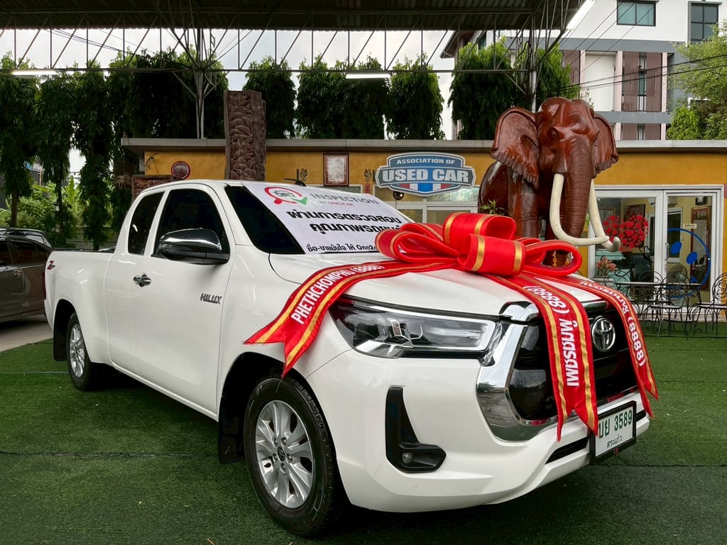 🚘 TOYOTA REVO SMARTCAB 2.4 MID Z-EDITION MT ปี 2023