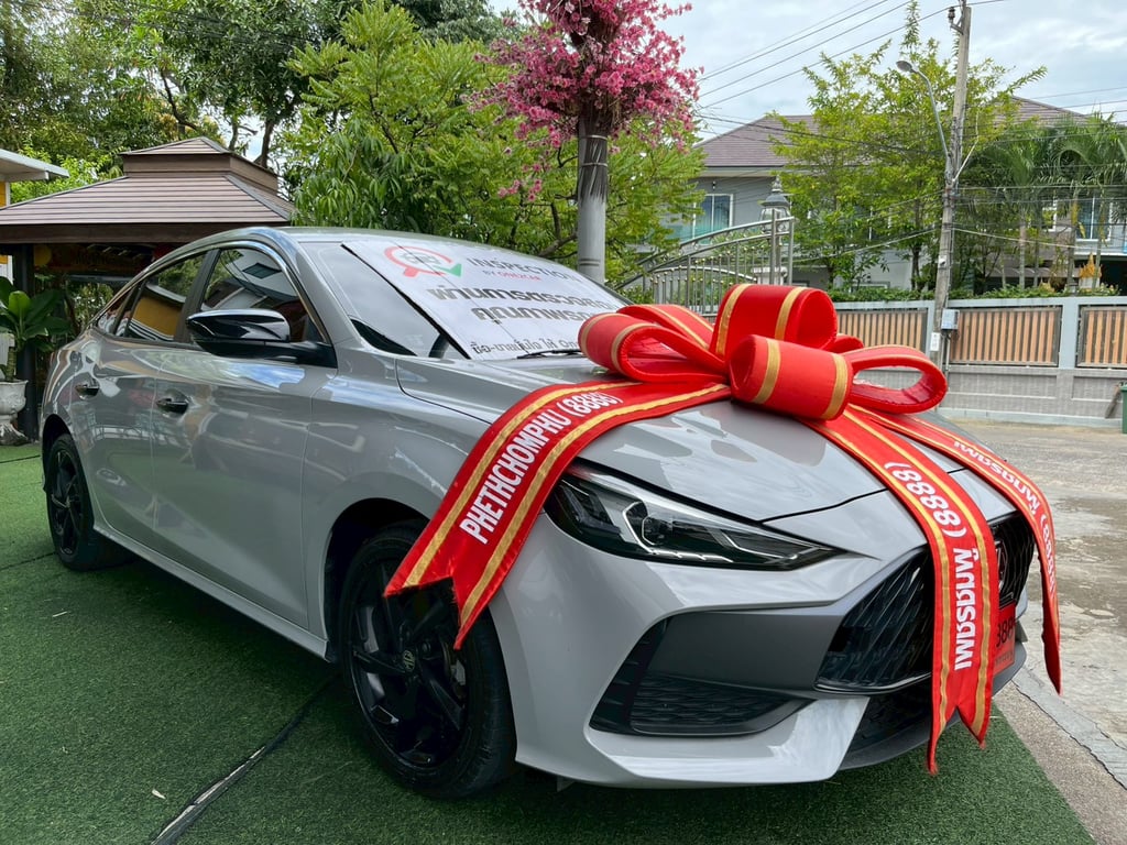 👑 MG 5 รุ่นพิเศษ 1.5 10TH ANNIVERSARY AUTO! ปี 2024! 👑 👑 MG 5 รุ่นพิเศษ 1.5 10TH ANNIVERSARY AUTO! ปี 2024! 👑