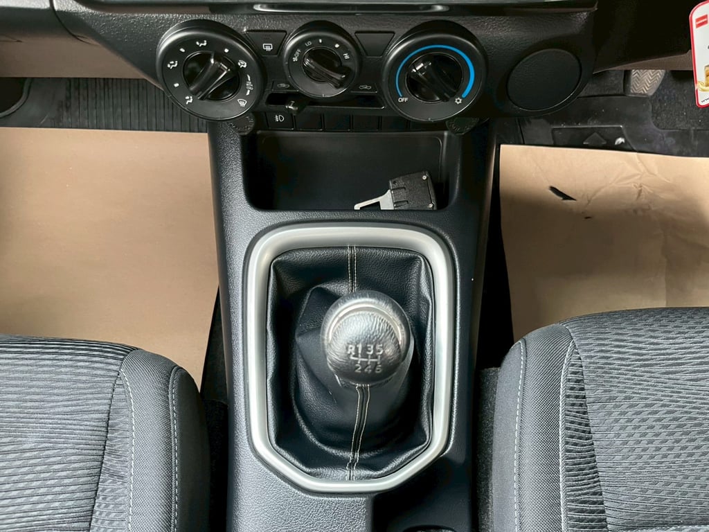 👑 TOYOTA REVO SMARTCAB 2.4 MID Z-EDITION MT! ปี 2023! 👑 👑 TOYOTA REVO SMARTCAB 2.4 MID Z-EDITION MT! ปี 2023! 👑