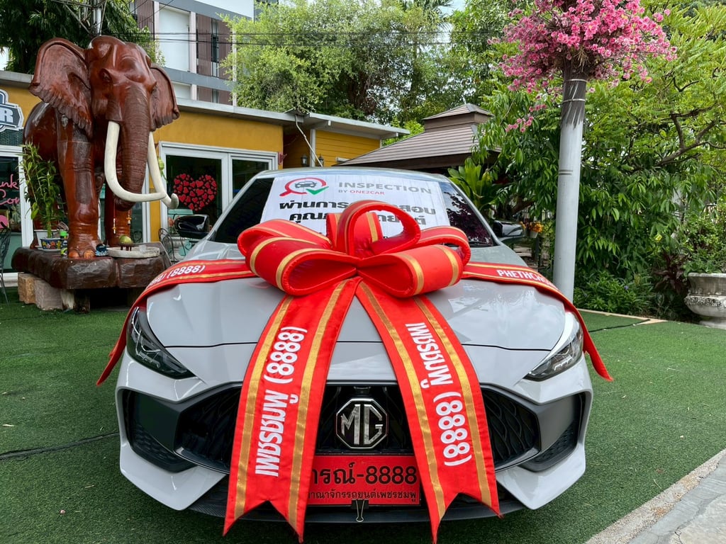 👑 MG 5 รุ่นพิเศษ 1.5 10TH ANNIVERSARY AUTO! ปี 2024! 👑 👑 MG 5 รุ่นพิเศษ 1.5 10TH ANNIVERSARY AUTO! ปี 2024! 👑