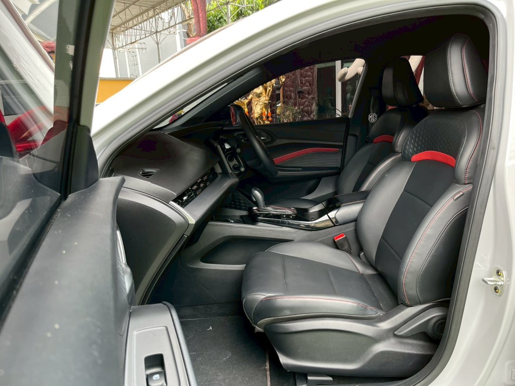 NEW MG 5 1.5 10TH ANNIVERSARY AUTO 2024 NEW MG 5 1.5 10TH ANNIVERSARY AUTO 2024