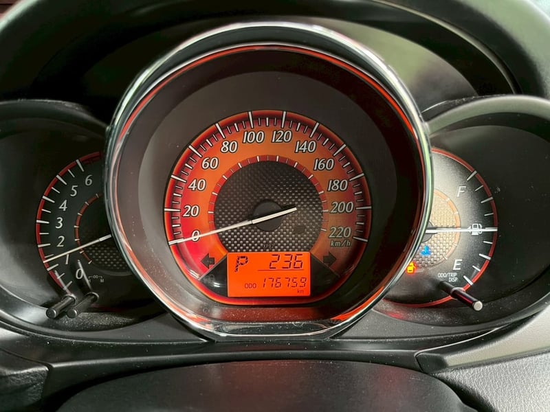 🚗 TOYOTA YARIS 1.2 E 5 ประตู AUTO! ปี 2014! 🚗 🚗 TOYOTA YARIS 1.2 E 5 ประตู AUTO! ปี 2014! 🚗