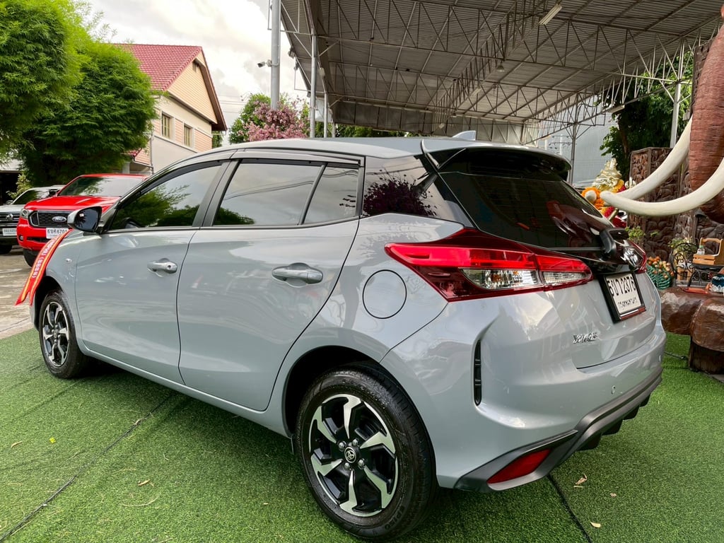 🔥 ฟรีดาวน์  ออกรถ 0 บาท TOYOTA YARIS 1.2 SPORT AUTO ปี 2024