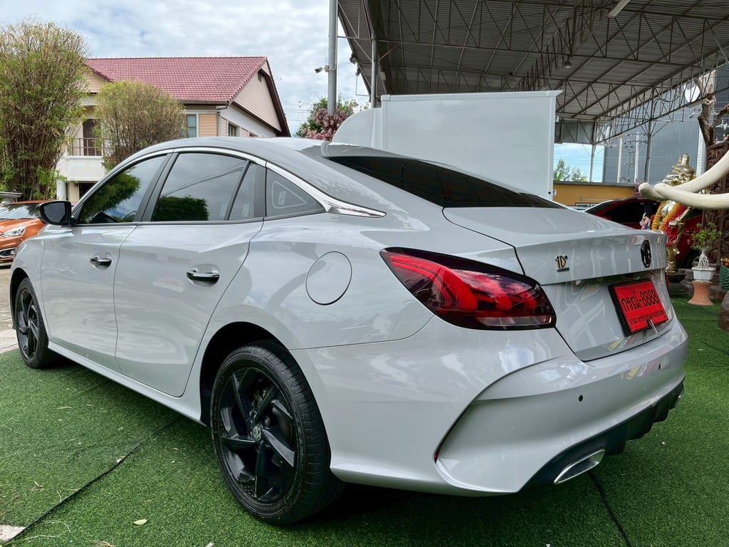 👑 MG 5 รุ่นพิเศษ 1.5 10TH ANNIVERSARY AUTO! ปี 2024! 👑 👑 MG 5 รุ่นพิเศษ 1.5 10TH ANNIVERSARY AUTO! ปี 2024! 👑