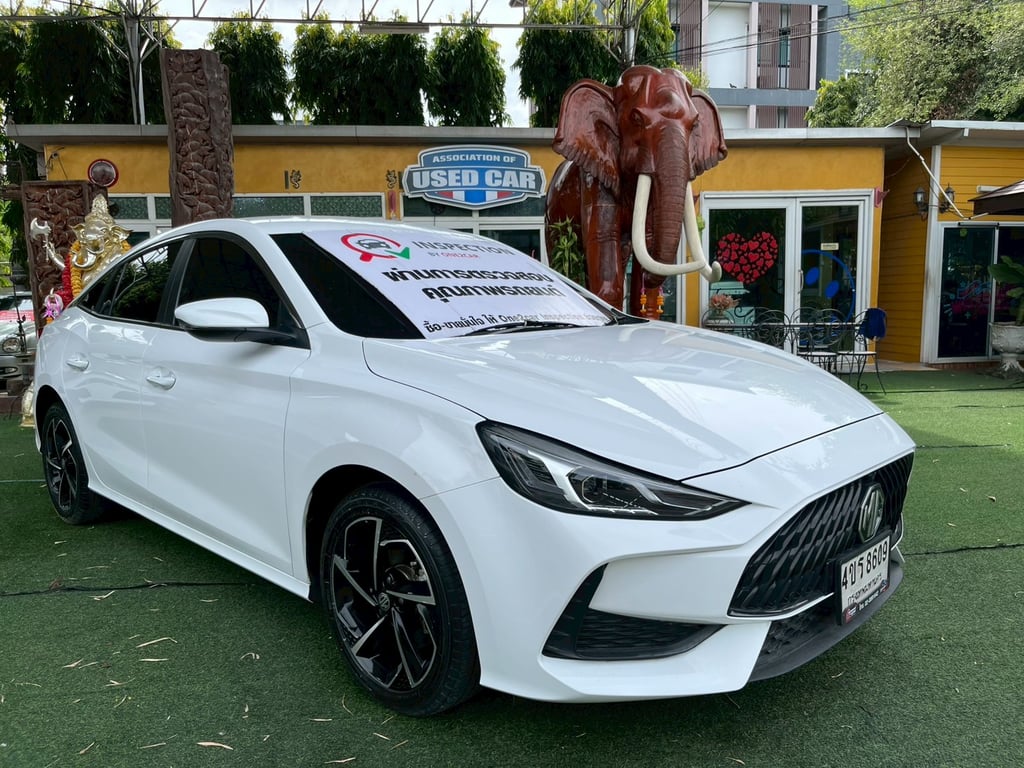 🚗 MG 5 1.5 D AUTO ปี 2023