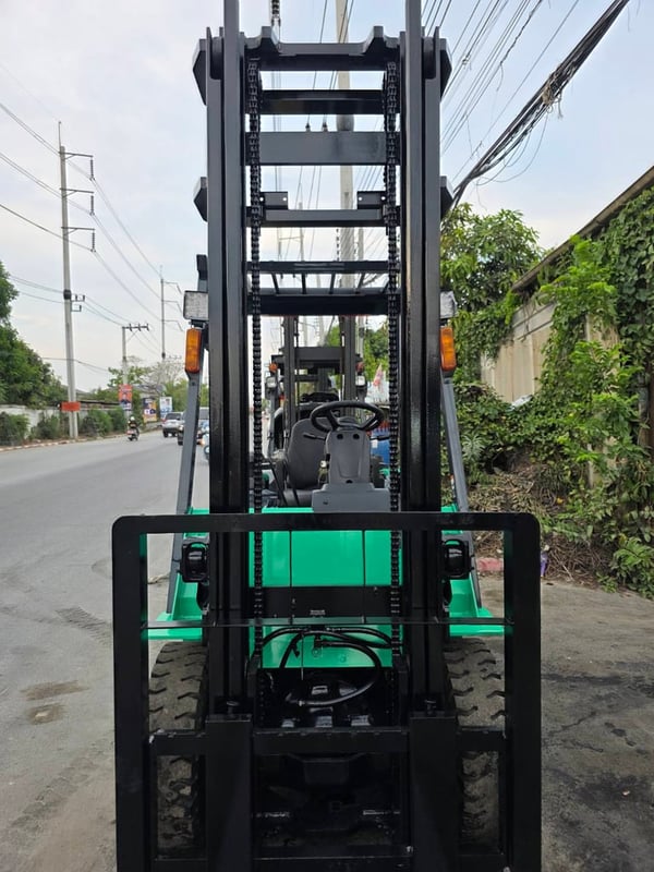 รถโฟล์คลิฟท์มือสอง MITSUBISHI CLASIDIA FD30T รถโฟล์คลิฟท์มือสอง MITSUBISHI CLASIDIA FD30T
