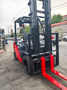 รถโฟล์คลิฟท์มือสอง TOYOTA 8FD25V40 MT - Side Shift รถโฟล์คลิฟท์มือสอง TOYOTA 8FD25V40 MT - Side Shift