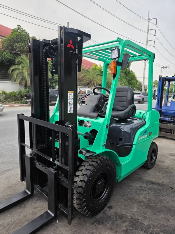 รถโฟล์คลิฟท์มือสอง MITSUBISHI GRENDIA FD25NT รถโฟล์คลิฟท์มือสอง MITSUBISHI GRENDIA FD25NT