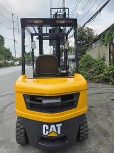 รถโฟล์คลิฟท์มือสอง CATERPILLAR DP25NT with Hinge Fork