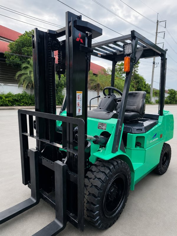 รถโฟล์คลิฟท์มือสอง MITSUBISHI CLASIDIA FD30T รถโฟล์คลิฟท์มือสอง MITSUBISHI CLASIDIA FD30T