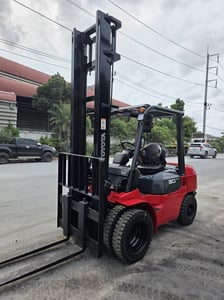 รถโฟล์คลิฟท์มือสอง TOYOTA 7FD30