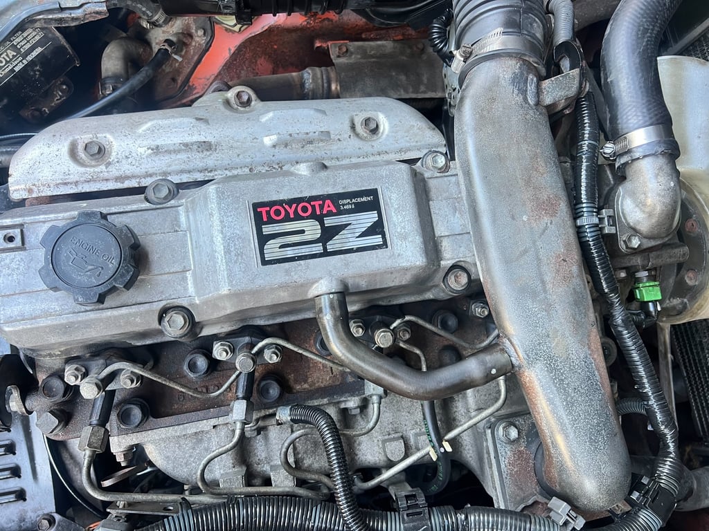 รถโฟล์คลิฟท์มือสอง TOYOTA 8FD25V40 MT รถโฟล์คลิฟท์มือสอง TOYOTA 8FD25V40 MT