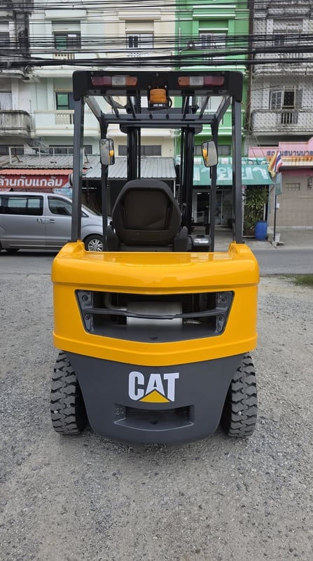 รถโฟล์คลิฟท์มือสอง CAT DP25NT รถโฟล์คลิฟท์มือสอง CAT DP25NT