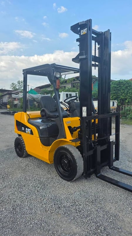 รถโฟล์คลิฟท์มือสอง CAT DP25NT