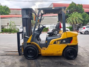 รถโฟล์คลิฟท์มือสอง CATERPILLAR DP25NT Full Free&Side Shift รถโฟล์คลิฟท์มือสอง CATERPILLAR DP25NT Full Free&Side Shift
