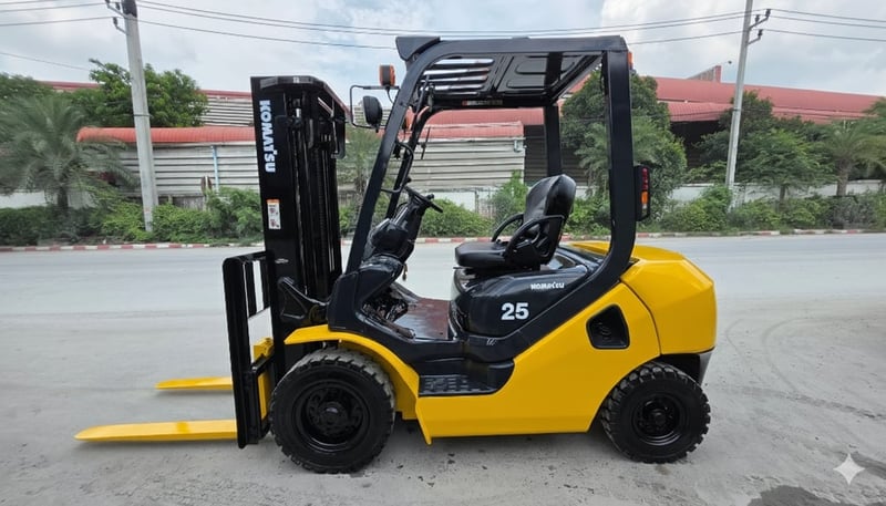 รถโฟล์คลิฟท์มือสอง KOMATSU FD25T-17