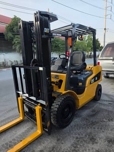 รถโฟล์คลิฟท์มือสอง CATERPILLAR DP25NT with Side Shift