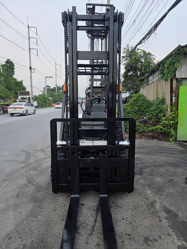 รถโฟล์คลิฟท์มือสอง Unicarriers 3 ตัน