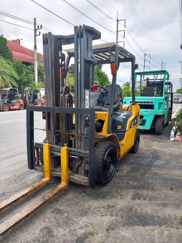 รถโฟล์คลิฟท์มือสอง CATERPILLAR DP25NT Full Free&Side Shift รถโฟล์คลิฟท์มือสอง CATERPILLAR DP25NT Full Free&Side Shift